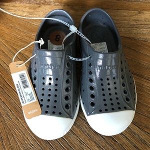 NWT Native Shoes Jefferson gloss c8